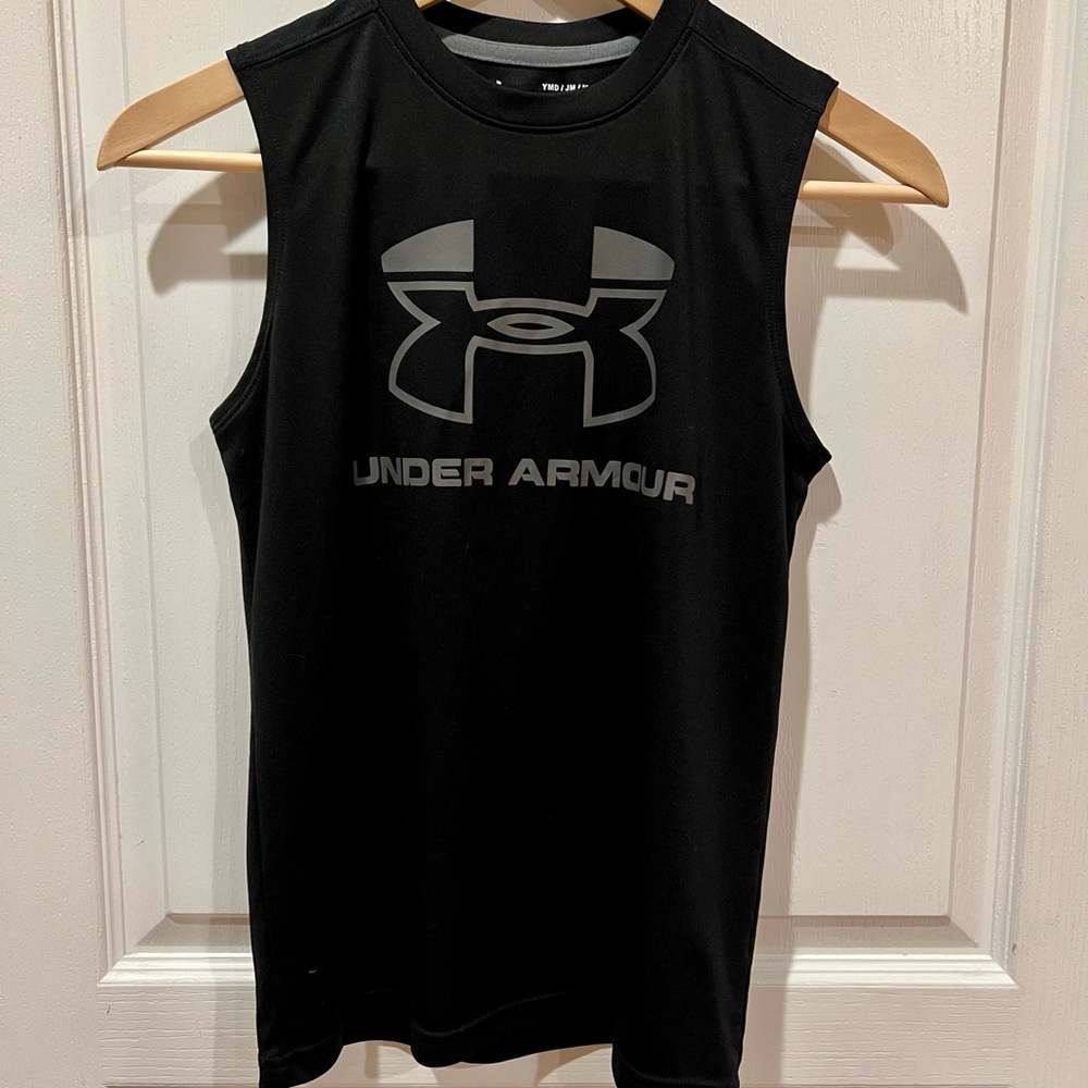 Boy’s Under Armour sleeveless shirt